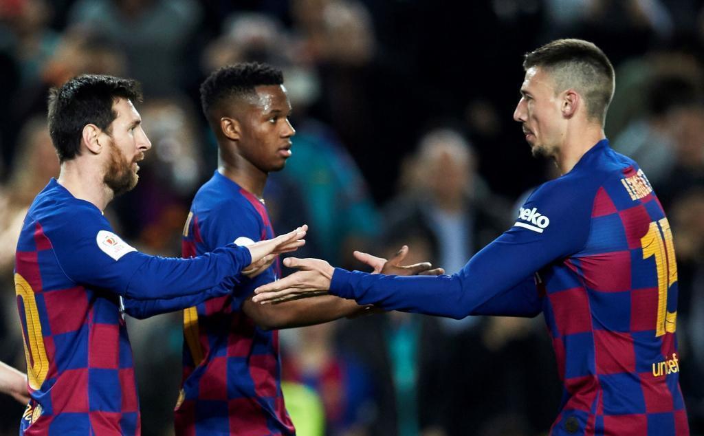 爱游戏在线登录关键时刻国王杯传出新动向；上海申花豪取连胜；管理层表态——震撼外界；资深球员宣示担当的简单介绍